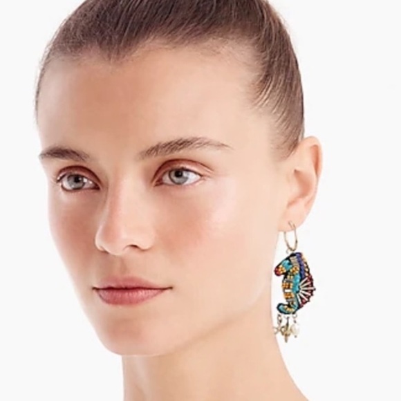 J.Crew Seahorse Charm Hoop Earrings Gold Pearl Nautical Statement NWT AP427 - Picture 2 of 8